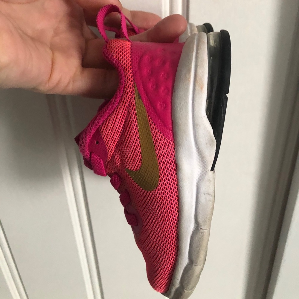 Nike Size 6 Toddler Sneakers